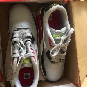 Nike Air Max 90 , good for running and is unisex